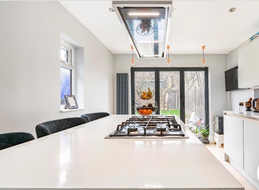 לונדון Cozy Private Room מראה חיצוני תמונה